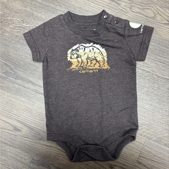Carhartt Kids 6month Matching Bear Graphic Bodysuits,  Set of Two, EUC - Picture 4 of 11